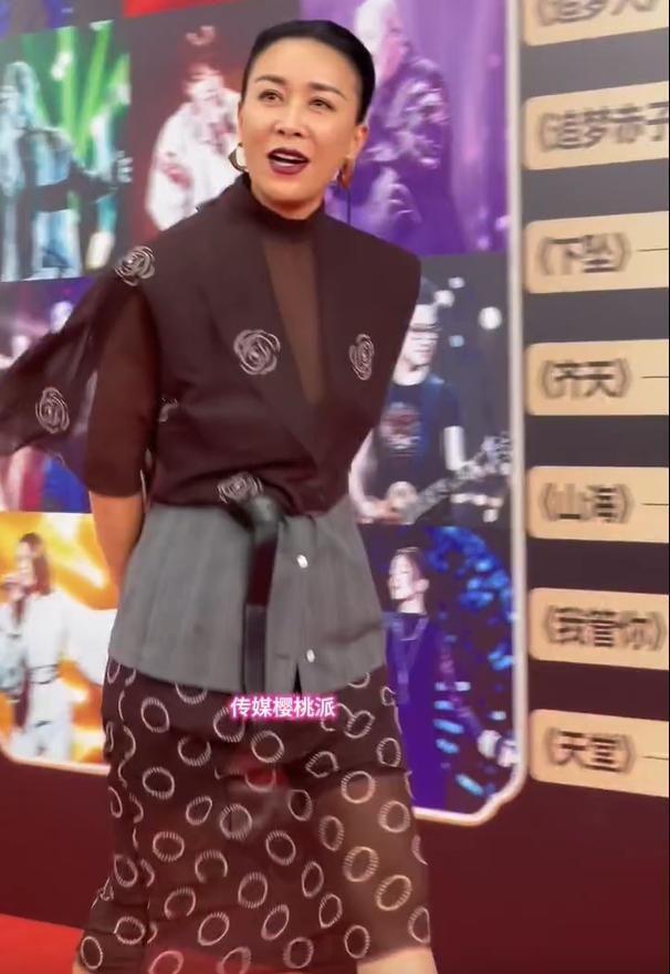 重庆时时彩：《歌手2024》首发阵容被指咖位缩水，制片人首回应：很多人不敢来