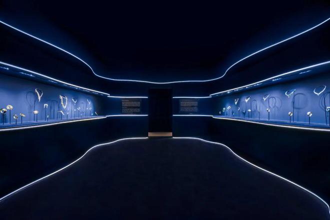 腾讯分分彩：最舒服的季节，当然要看展啦！